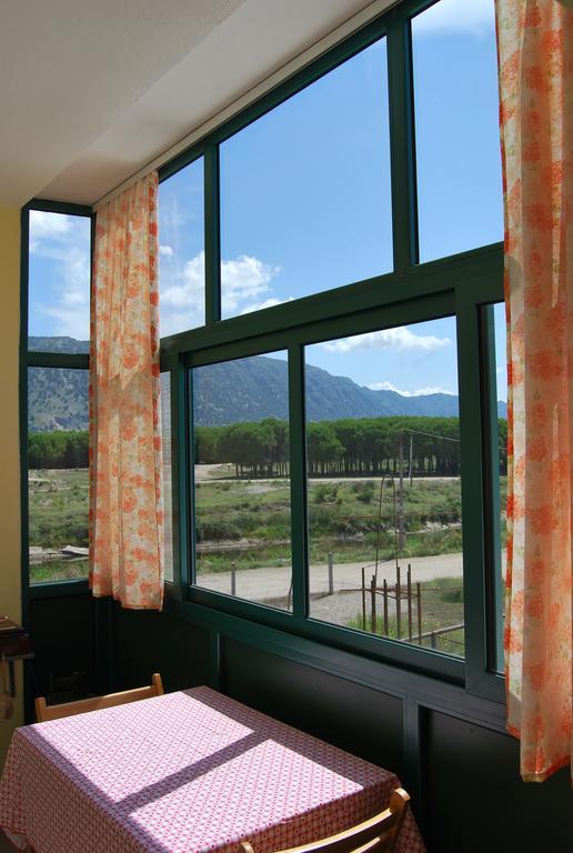 H And H Guesthouse เวลิโปเยอ ภายนอก รูปภาพ